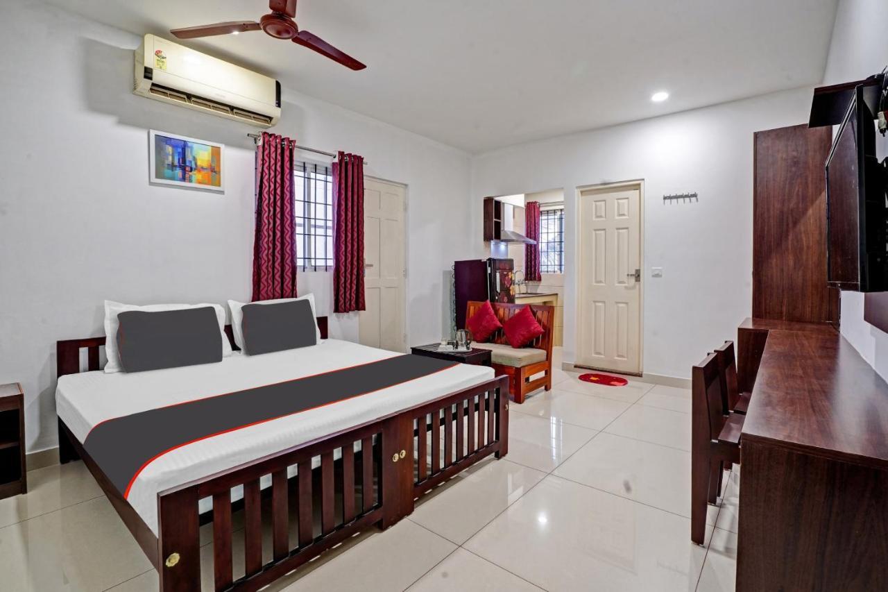 Collection O White House Pearl Hotel Kochi Exterior foto