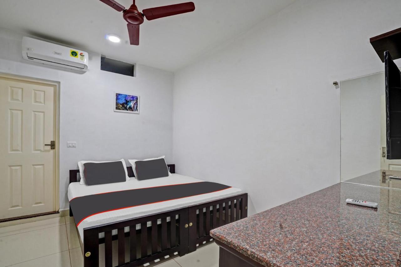 Collection O White House Pearl Hotel Kochi Exterior foto
